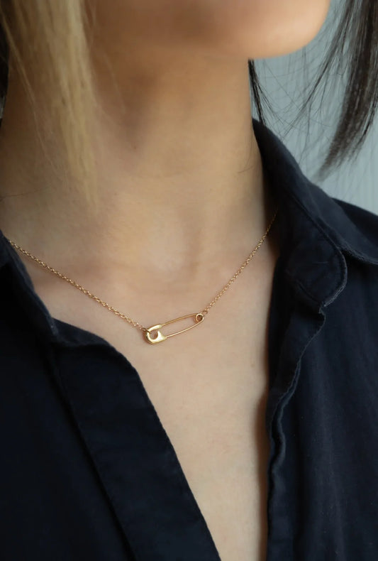 Safety Pin Necklace: Edgy Charm, Bold Style