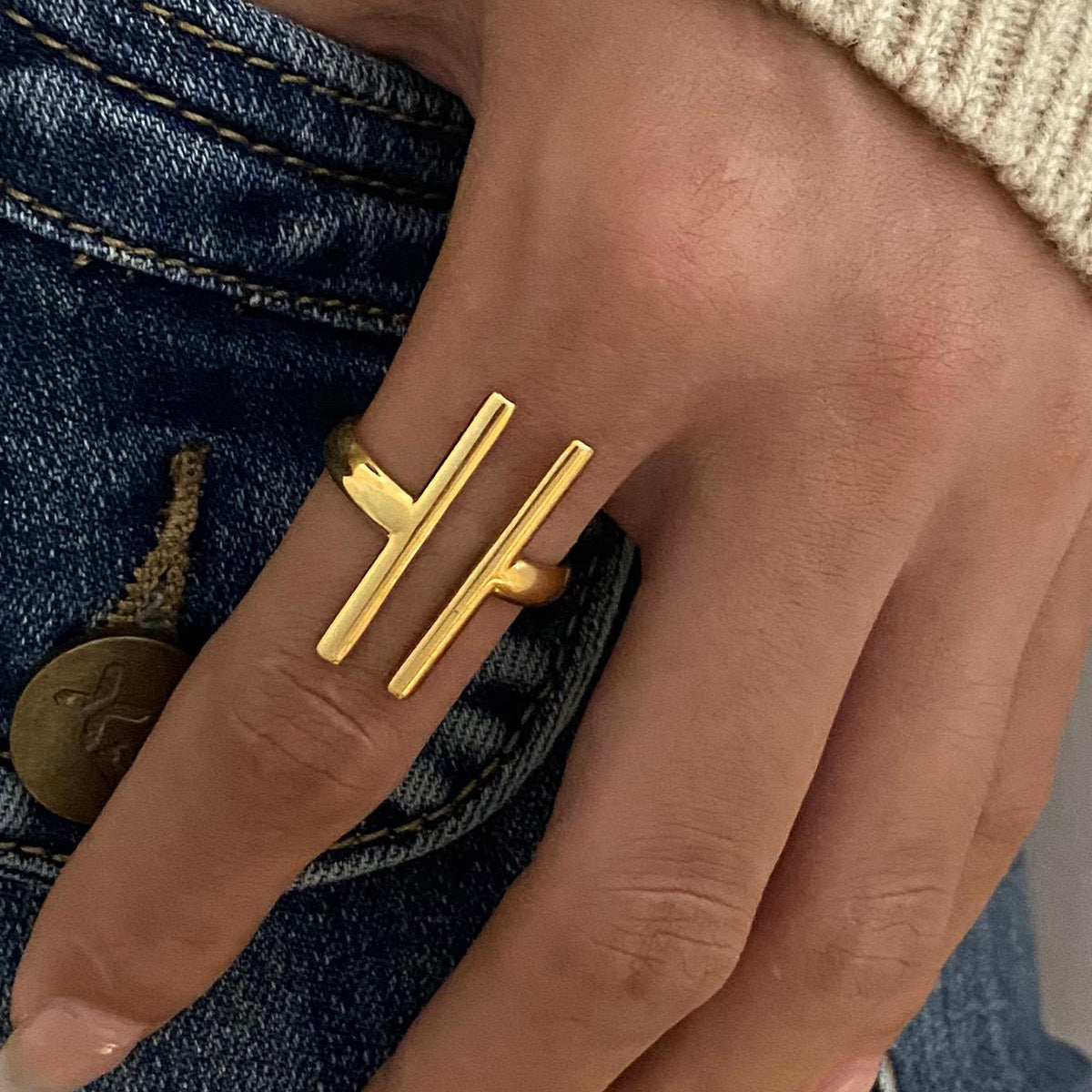 18K Gold Statement T Ring