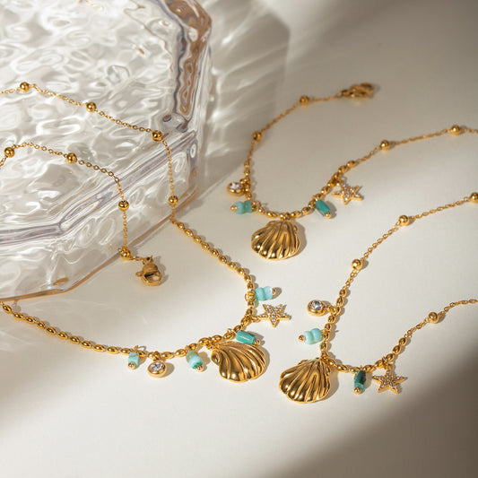 18K Gold Blue Beads Ocean Shell Beach Trip Charm Bracelet