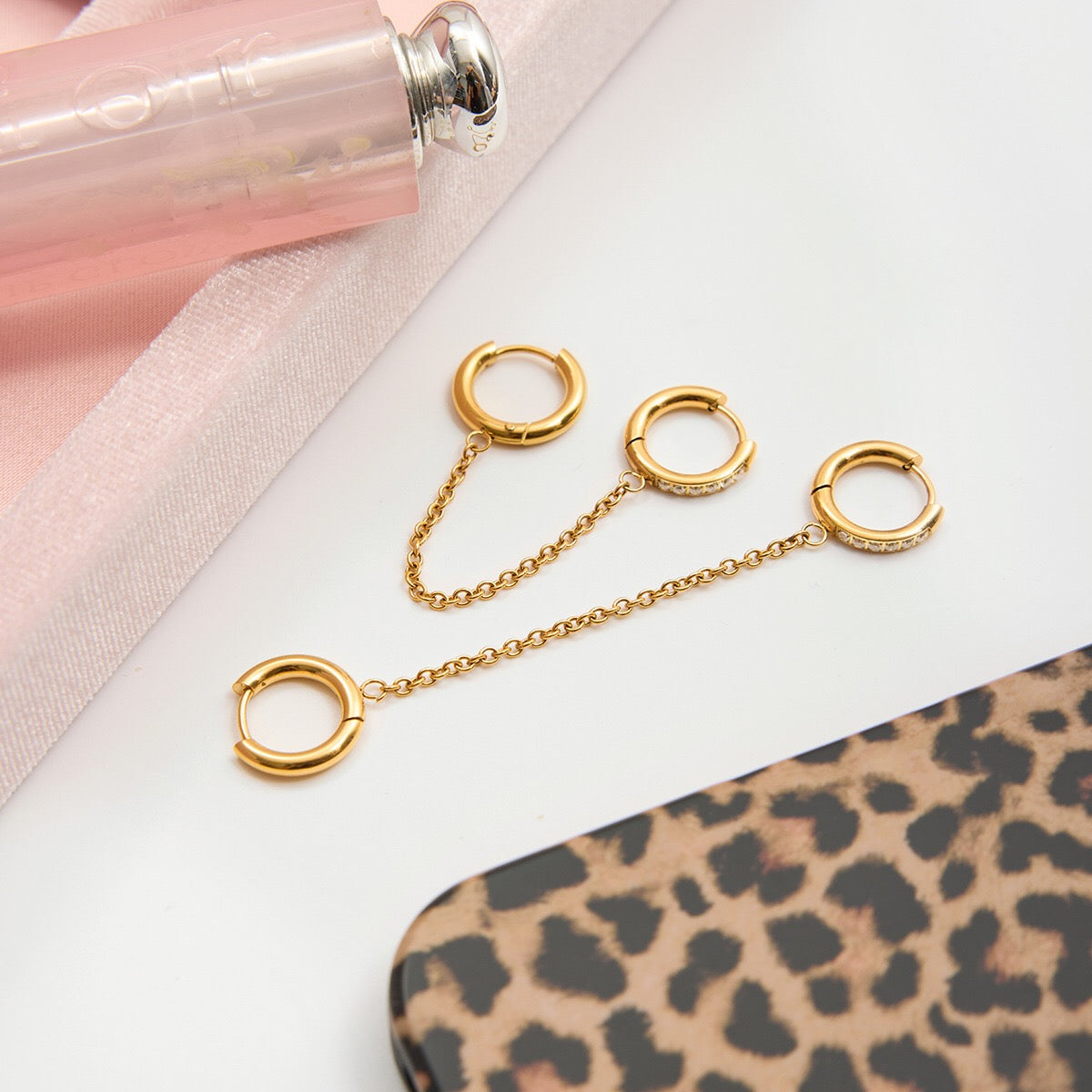 18K Gold Sweet Tangle Small Hoop Huggie Dangle Drop Chain Earrings