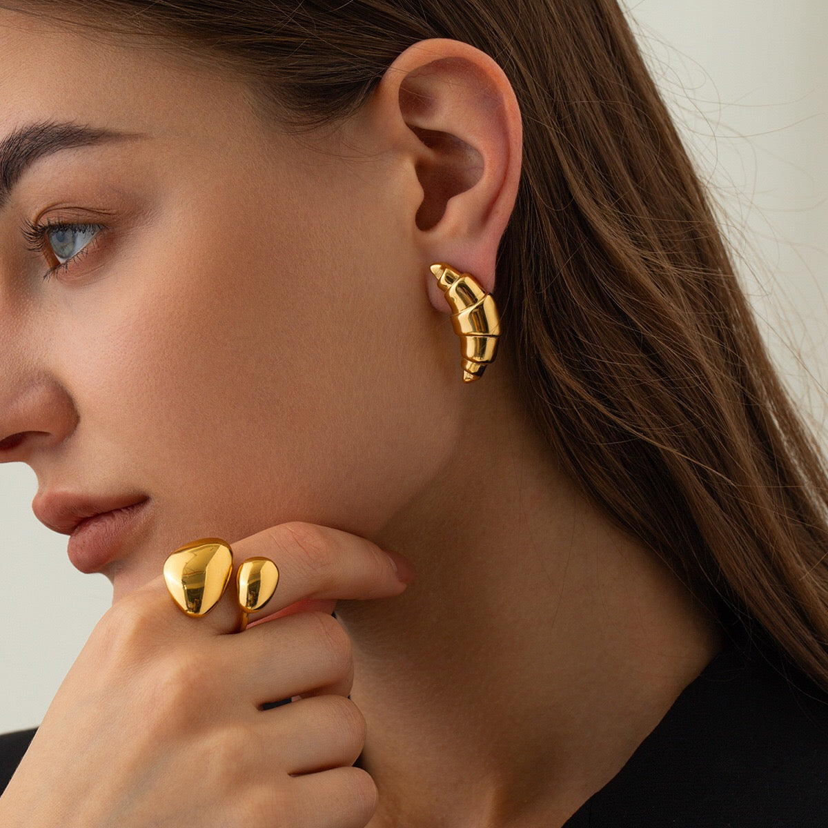 18K Gold Croissant Statement Stud Earrings
