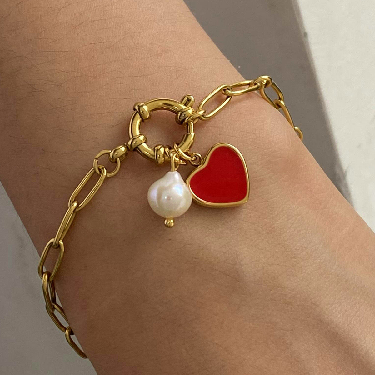 18K Gold Heart Chain Charm Bracelet