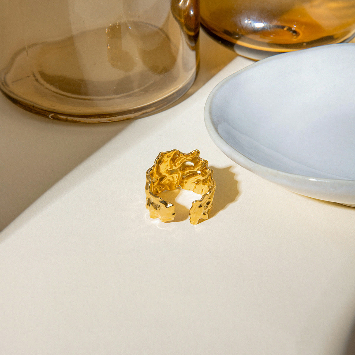 18K Gold Hammered Texture Statement Band Ring