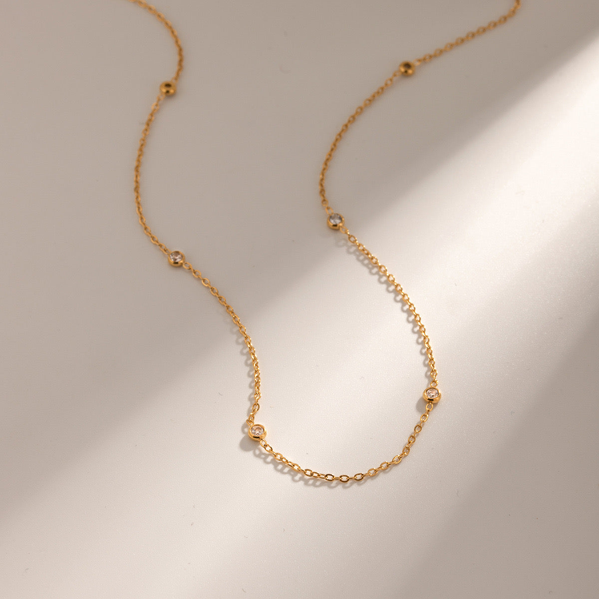 18K Gold Stars Align Chain Necklace