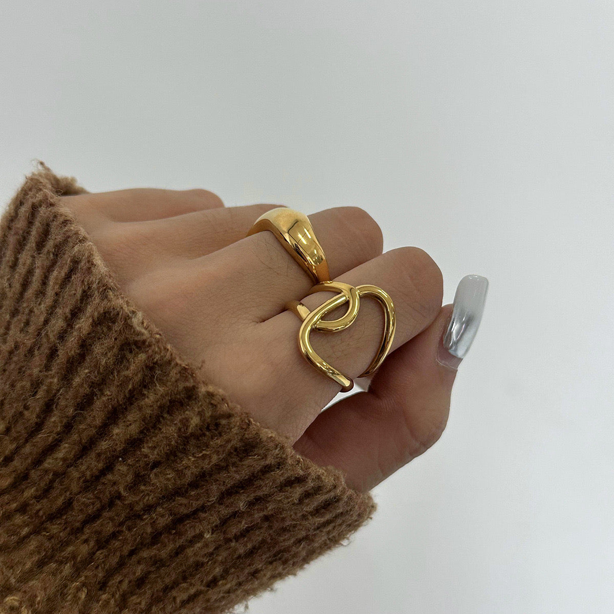 18K Gold Intertwined Statement Ring