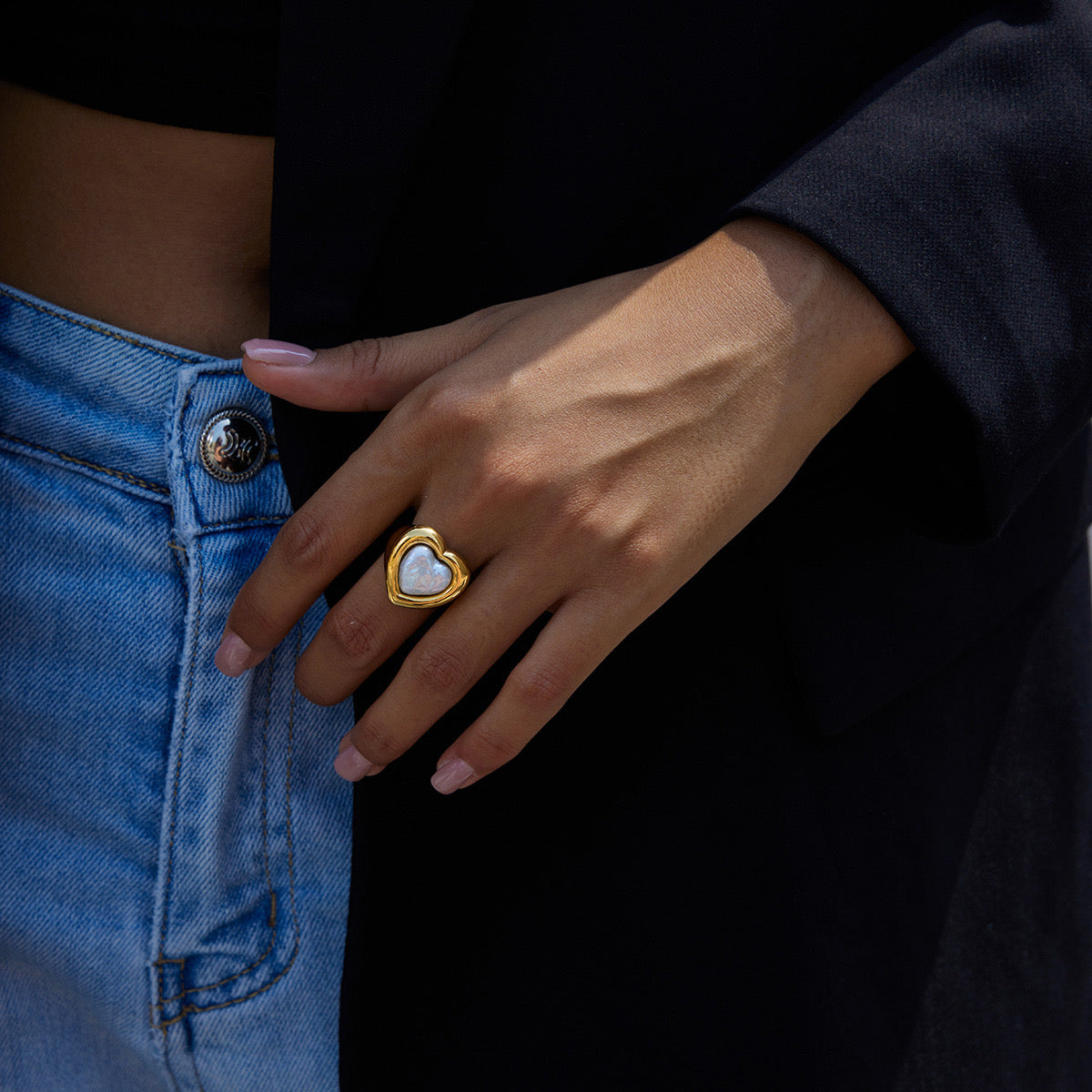 18K Gold Pearl Heart Statement Ring
