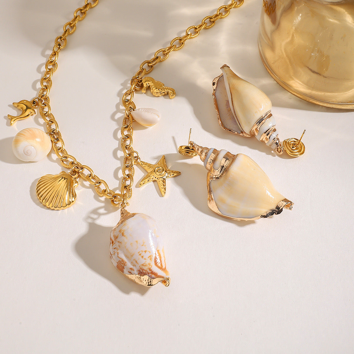 18K Gold Summer Chunky Shell Dangle Statement Earrings