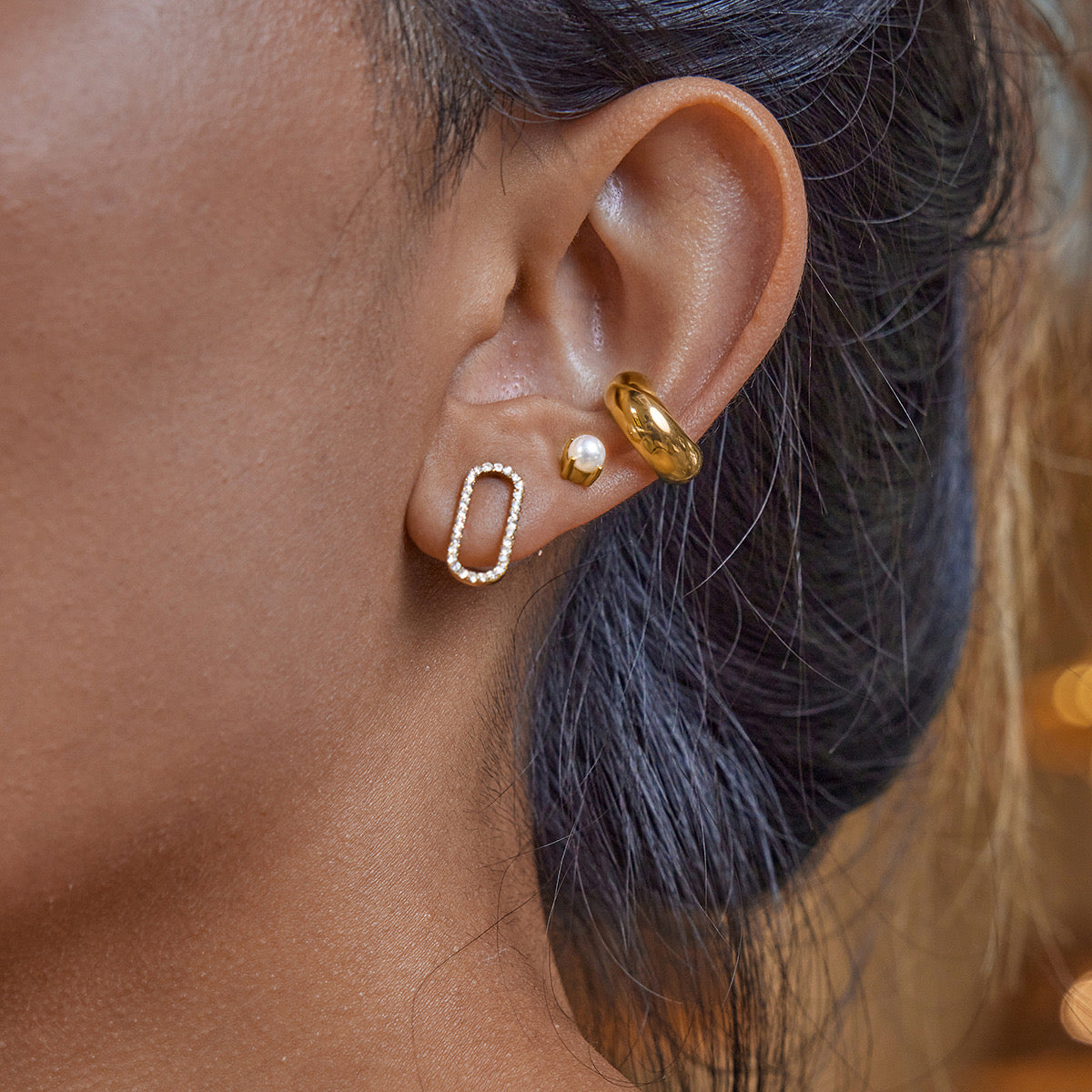 18K Gold Elegant Pearl Stud Earrings Ear Cuffs Set