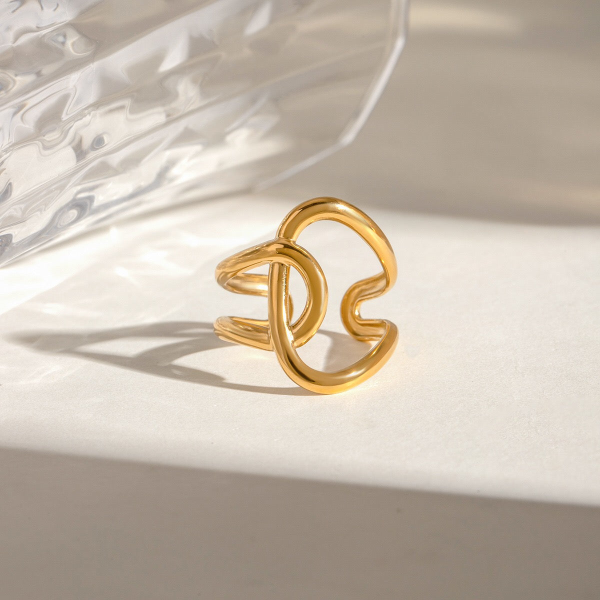 18K Gold Intertwined Statement Ring