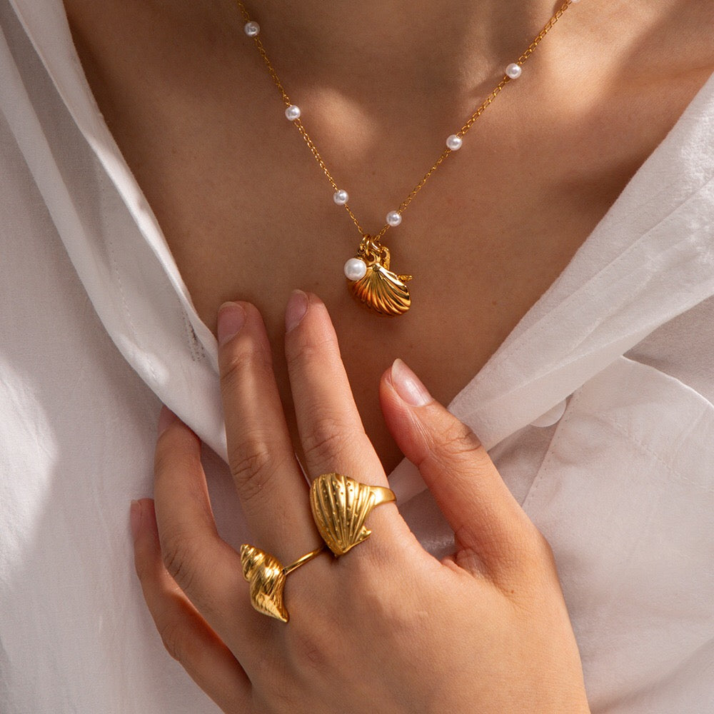 18K Gold Pearl Beads Chain Seashell Starfish Charm Necklace