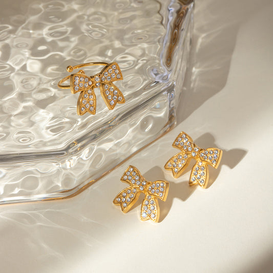 18K Gold Bejeweled Coquette Bow Ring