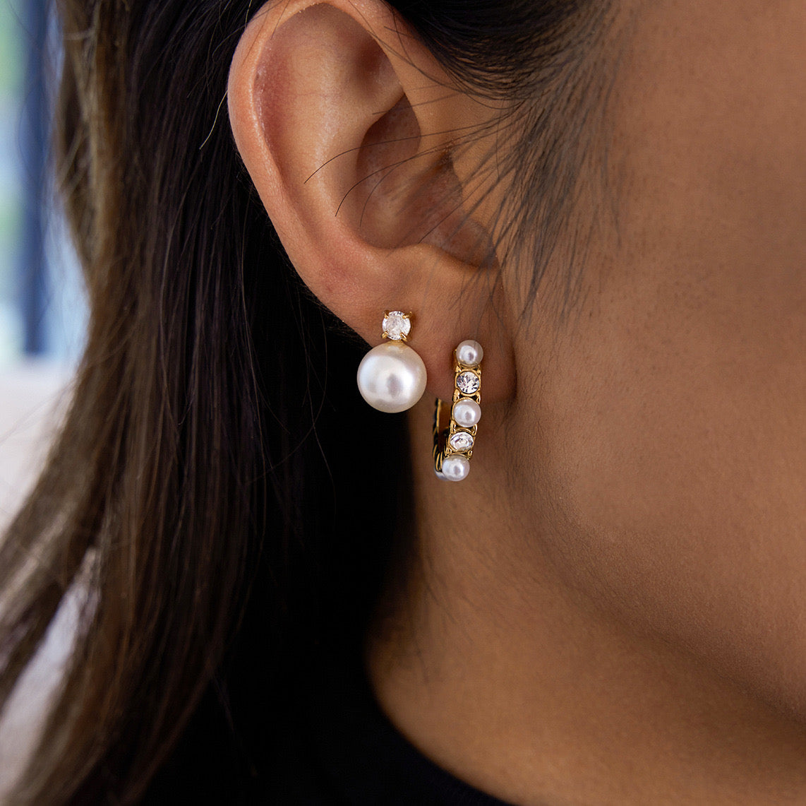 18K Gold Bling Pearl Small Hoop Huggie Earrings