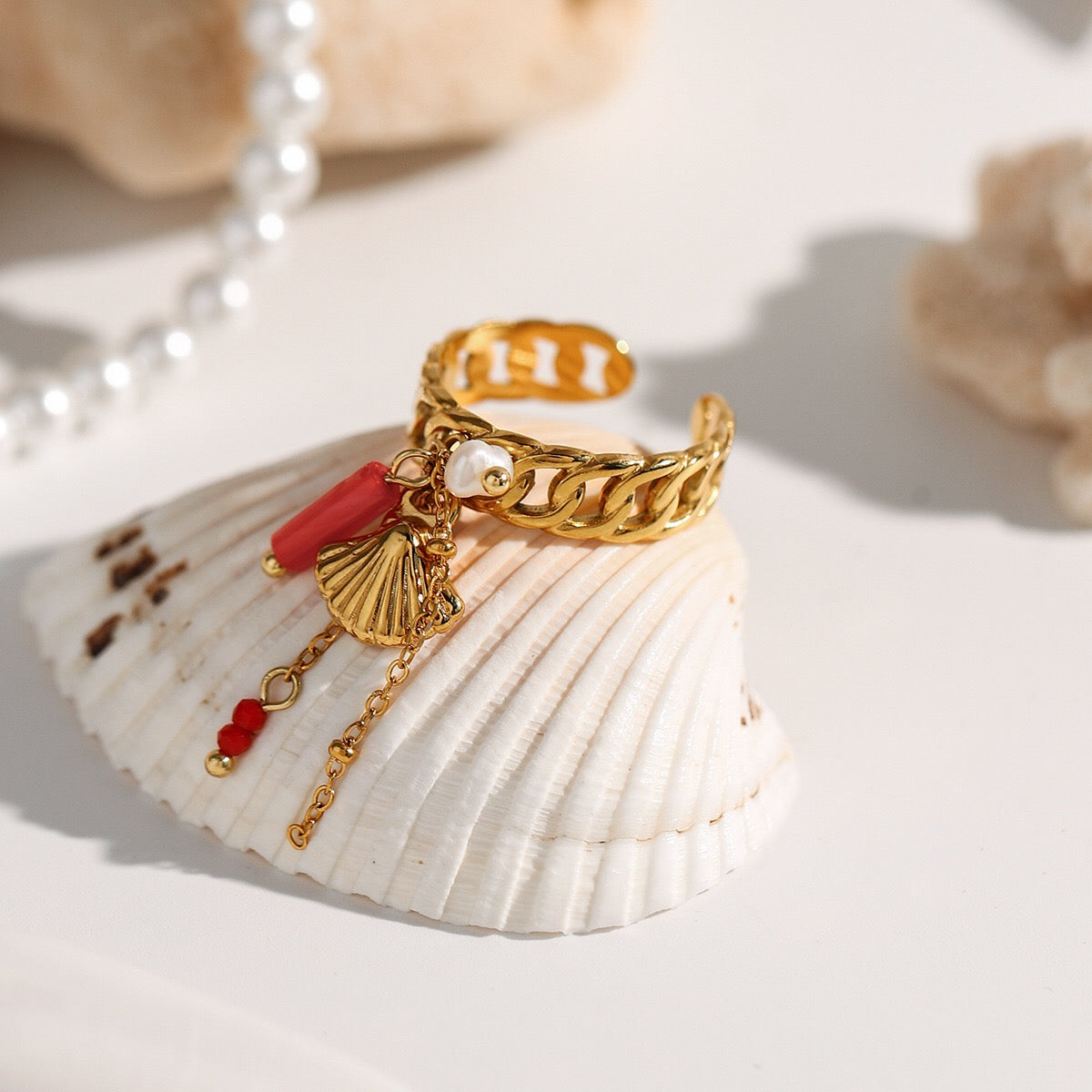 18K Gold Sea Shell Pearl Charm Band Ring