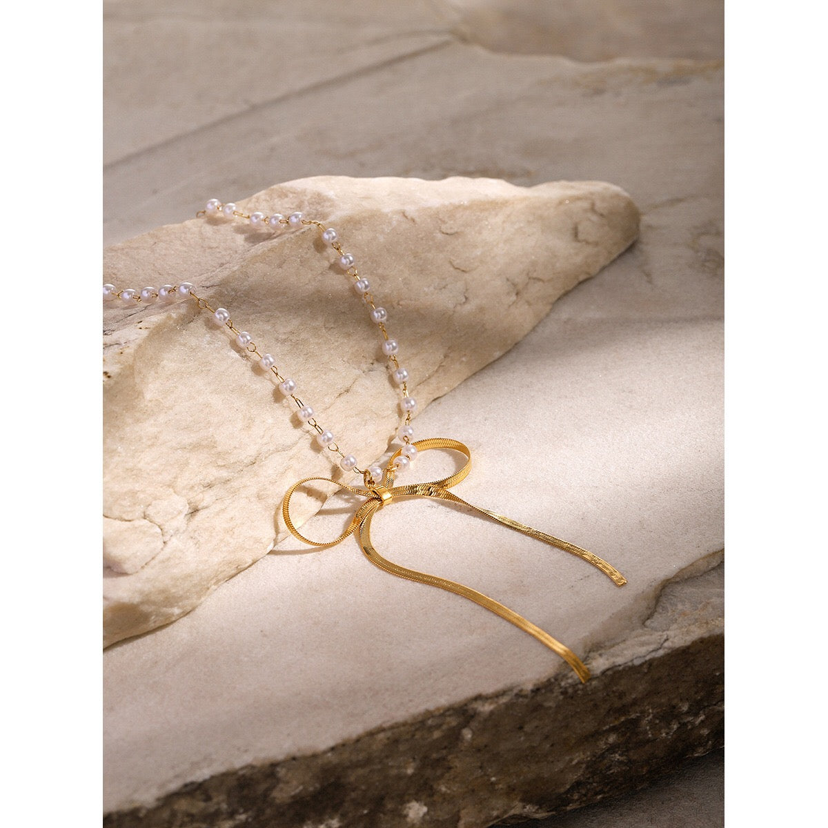 18K Gold Ribbon Bow Pearl Chain Pendant Necklace