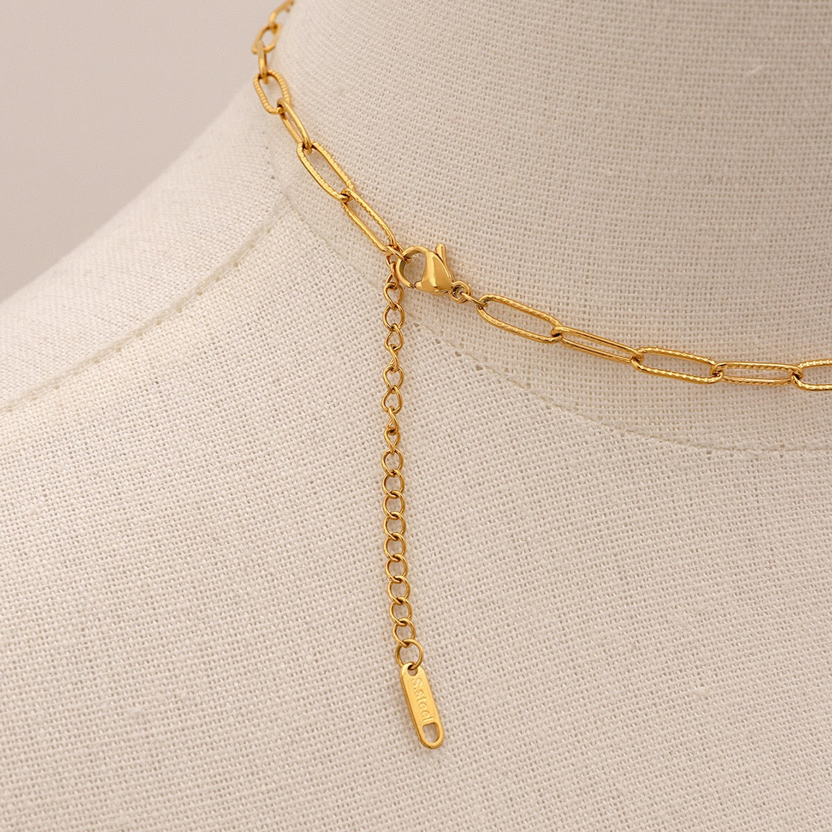 18K Gold Summer Seashell Pearl Statement Charm Necklace