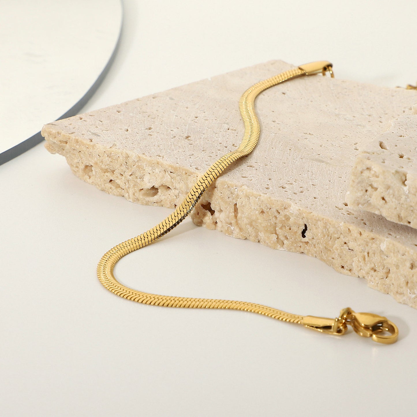 18K Gold Classic Herringbone Bracelet
