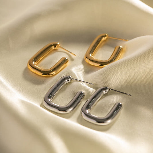 18K Gold U Shape Hoop Huggie Earrings