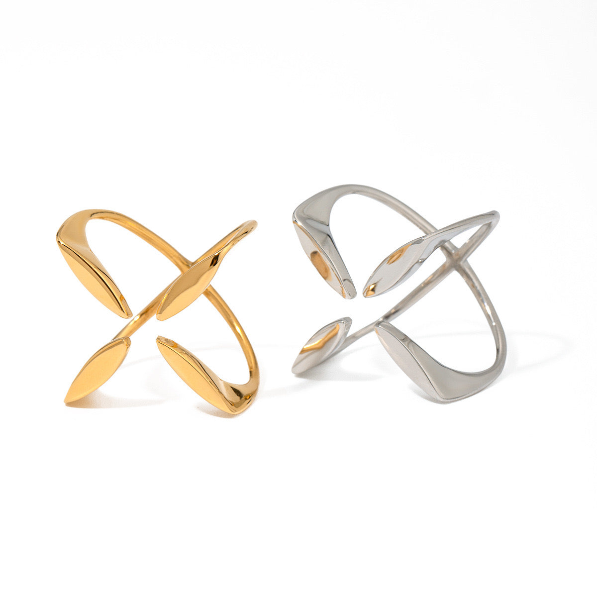 18K Gold Focus Statement Ring