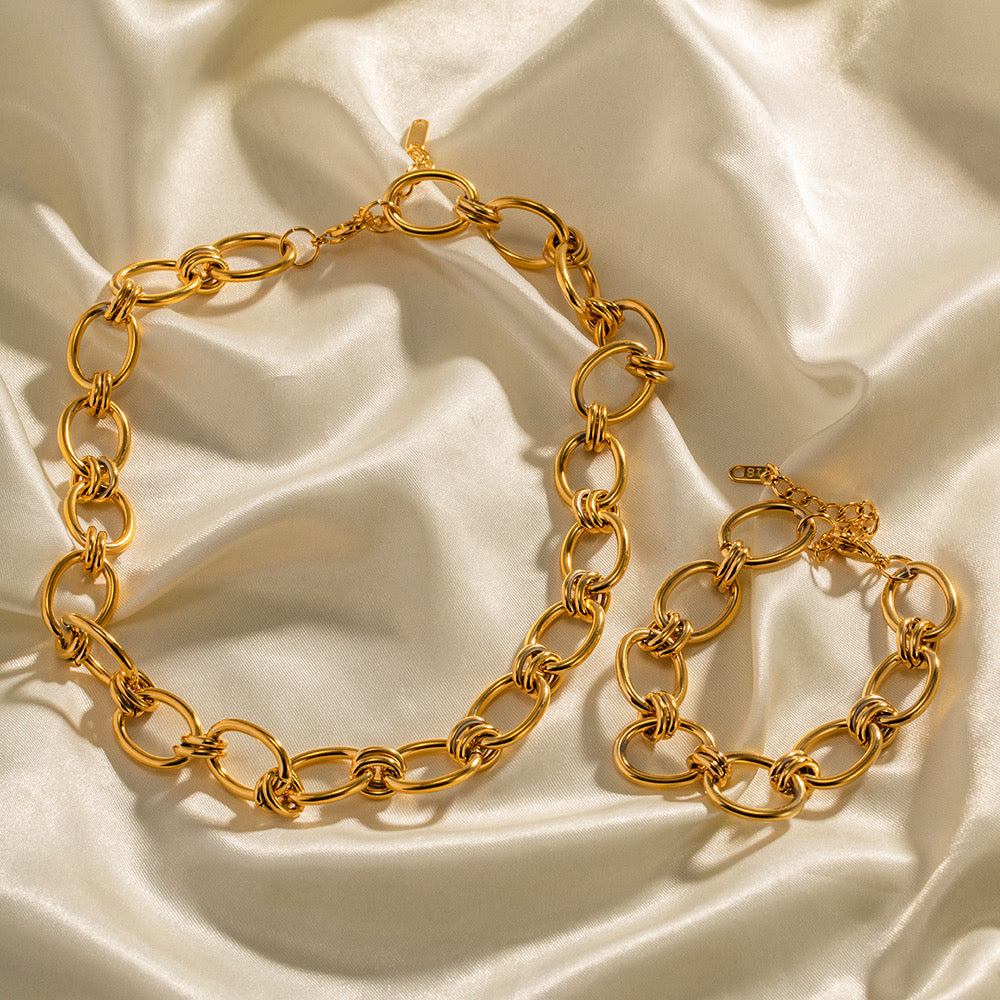 18K Gold Chunky Circle Chain Bracelet