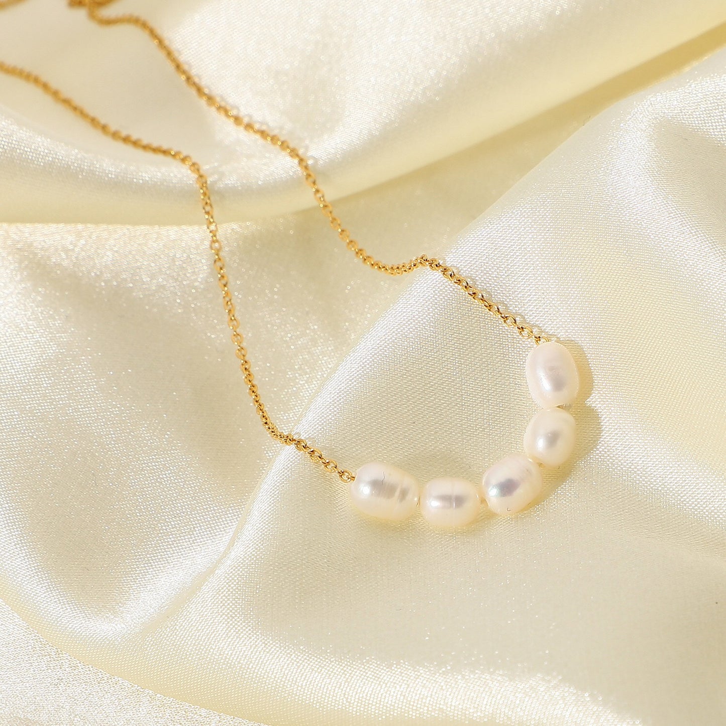 18K Gold Dainty Pearl Chain Necklace