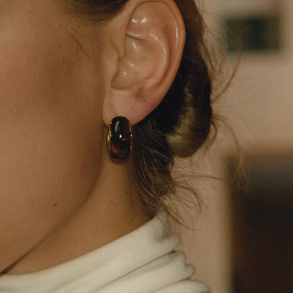18K Gold Cozy Season Small Hoop Huggie Earrings