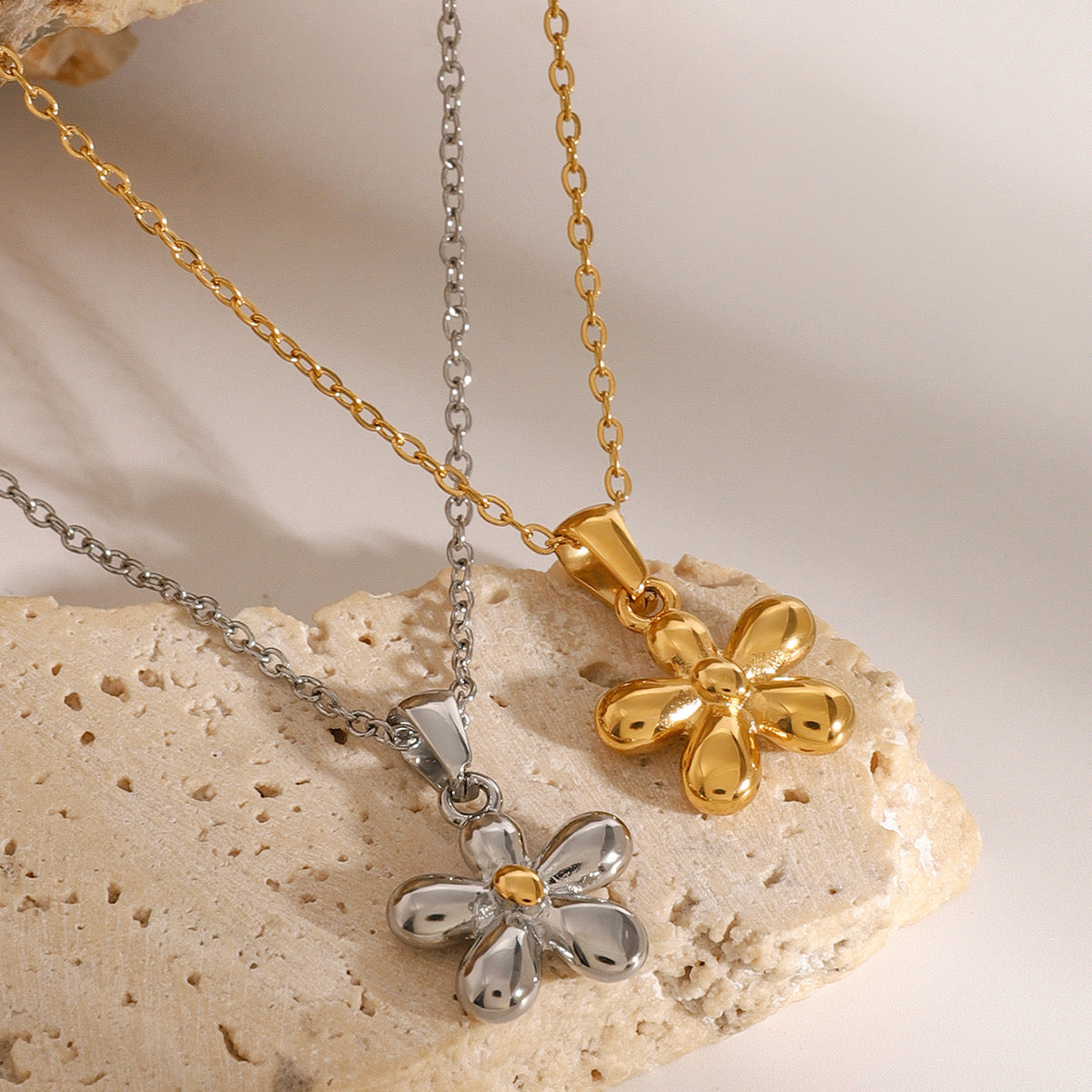 18K Gold Cherry Flower Pendant Necklace