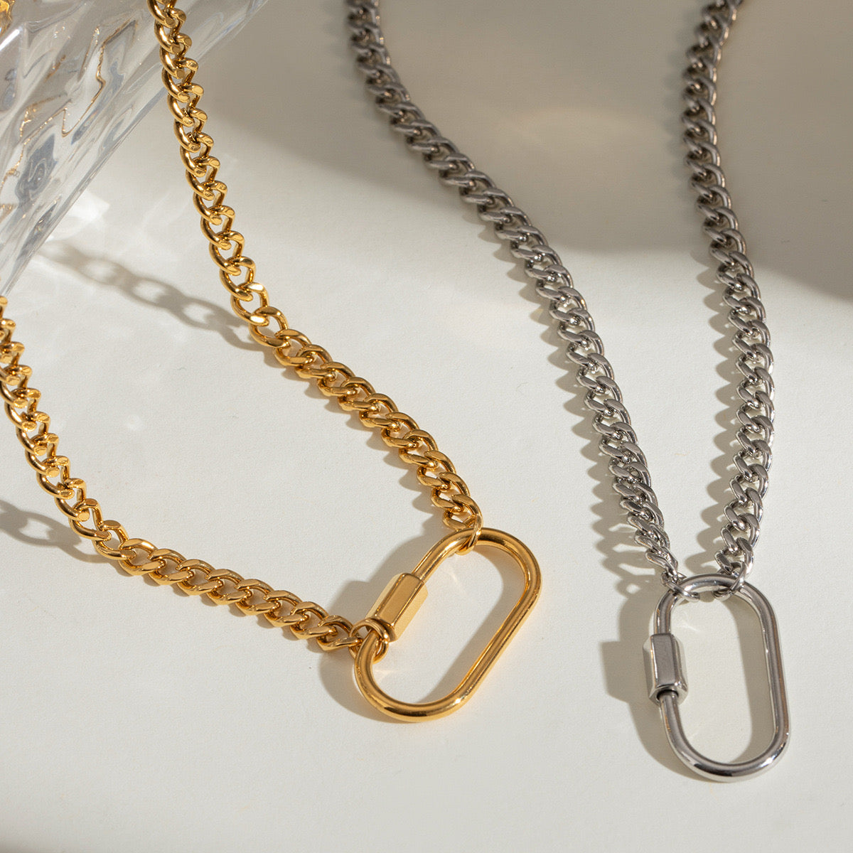 18K Gold Hooking Up Chain Charm Necklace Base