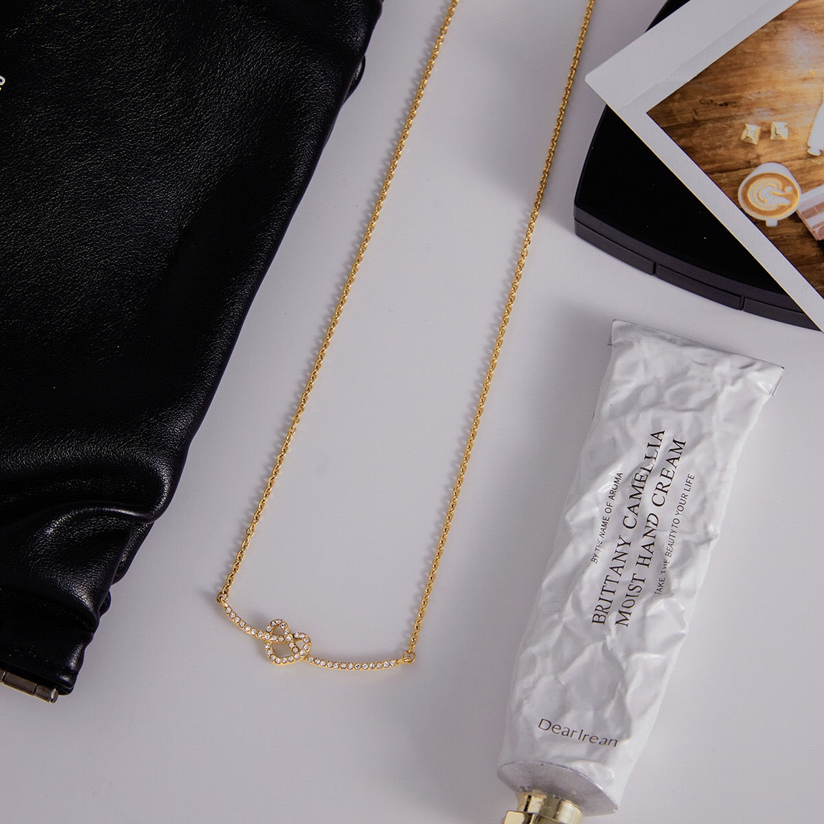 18K Gold Heart Knot Bling Dainty Pendant Necklace