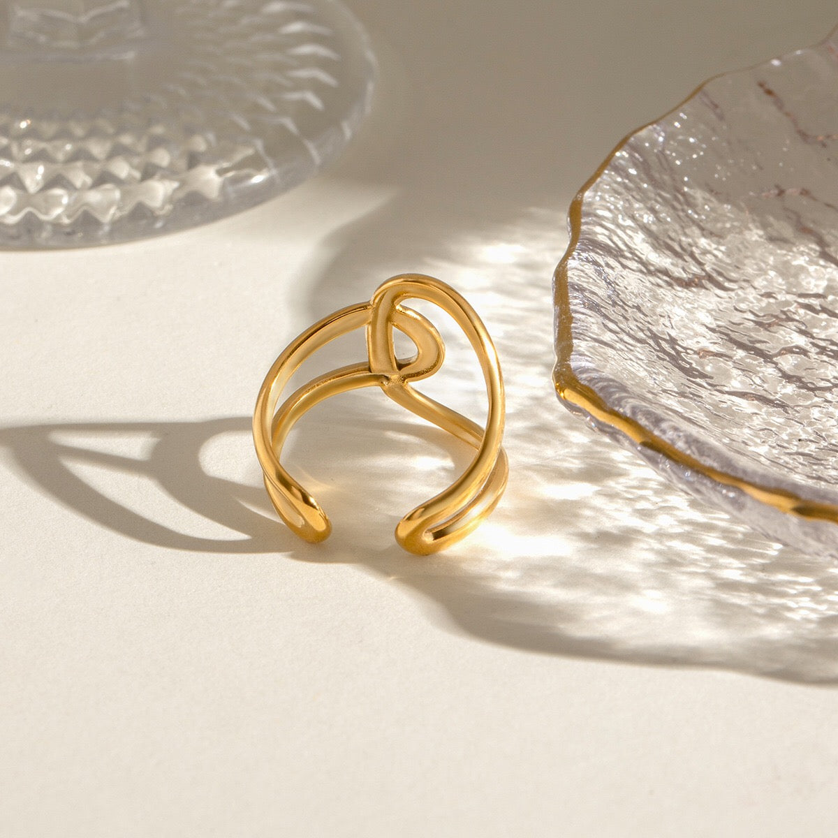 18K Gold Intertwined Statement Ring