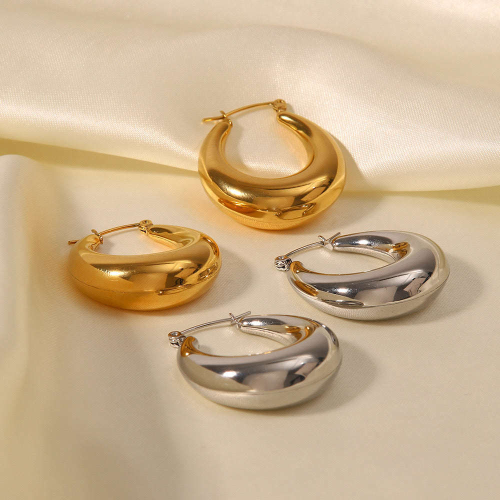 18K Gold Thick Huggie Small Hoop Earrings