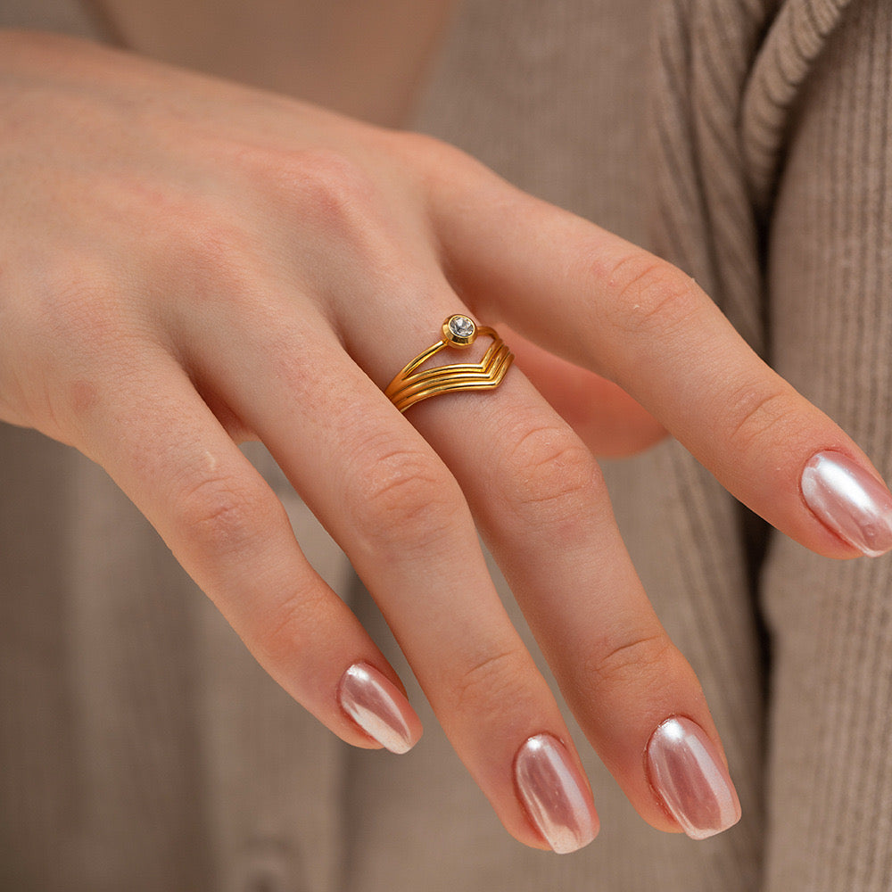 18K Gold Star Shining Ring