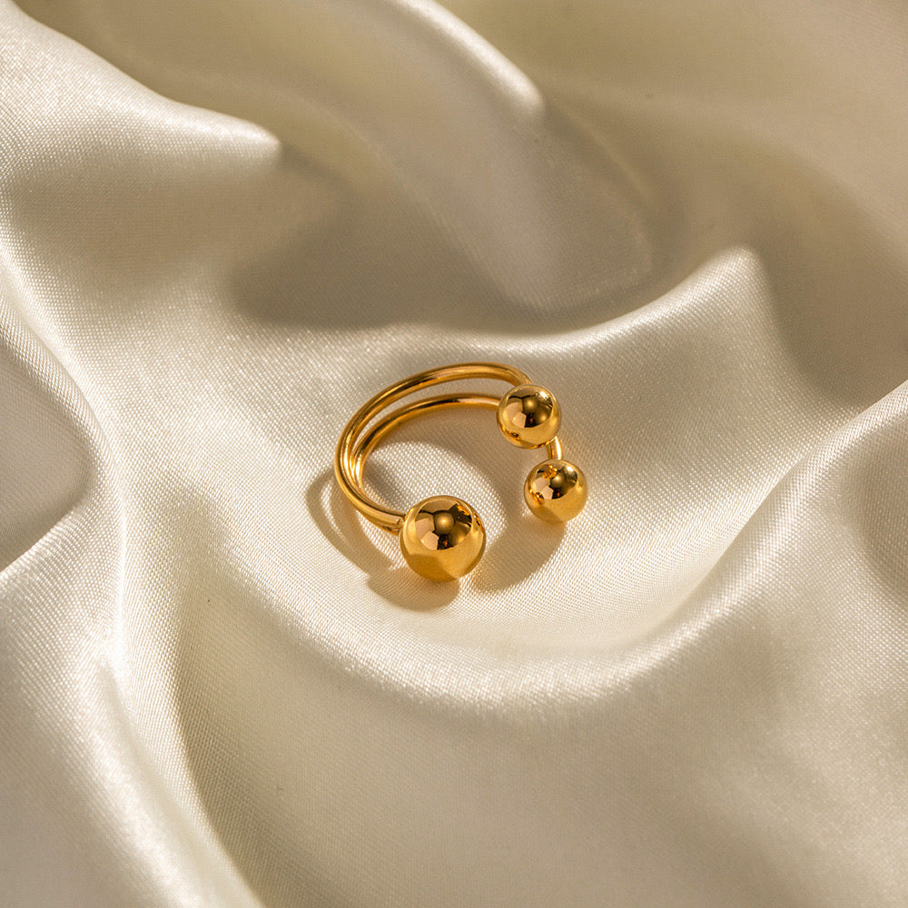 18K Gold Three Beads Cuff Ring