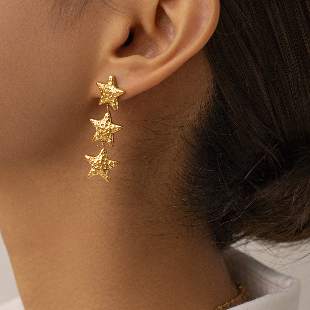 18K Gold Star Dangle Drop Earrings