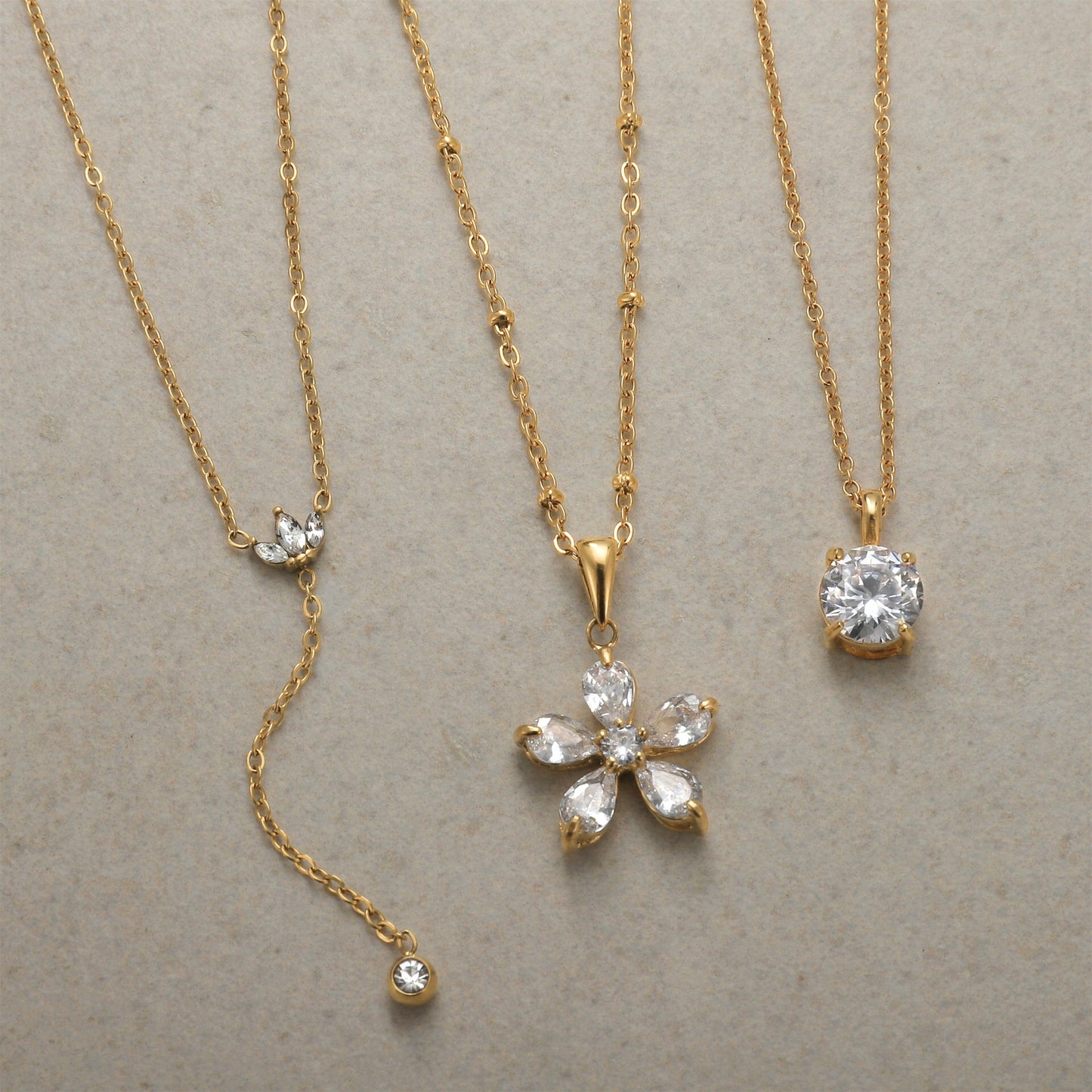 18K Gold Crystal Kiss Flower Pendant Lariat Layered Necklace Set