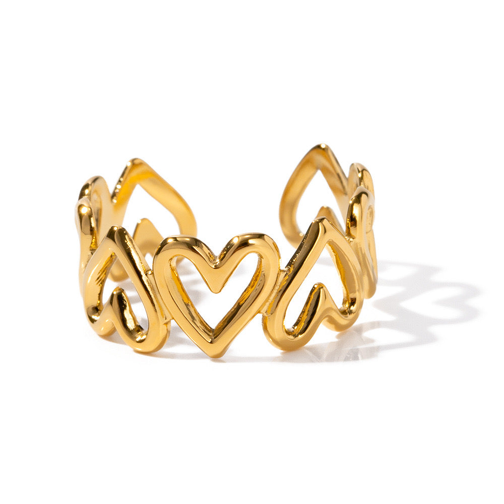18K Gold Heart Band Ring