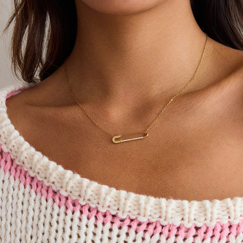 18K Gold Safety Pin Pendant Dainty Chain Layered Necklace Set
