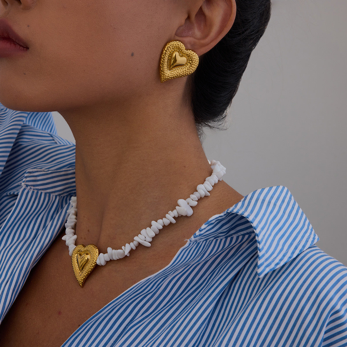 18K Gold Heart Pendant Puka Shell Statement Choker Necklace