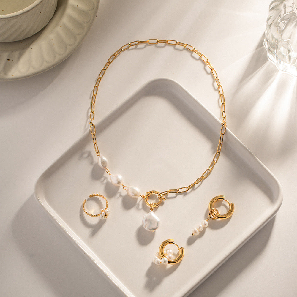 18K Gold Baroque Pearl Pendant Chunky Statement Necklace