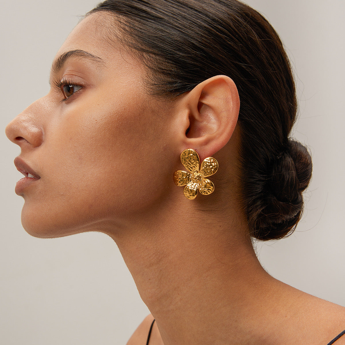 18K Gold Blooming Flower Statement Stud Earrings