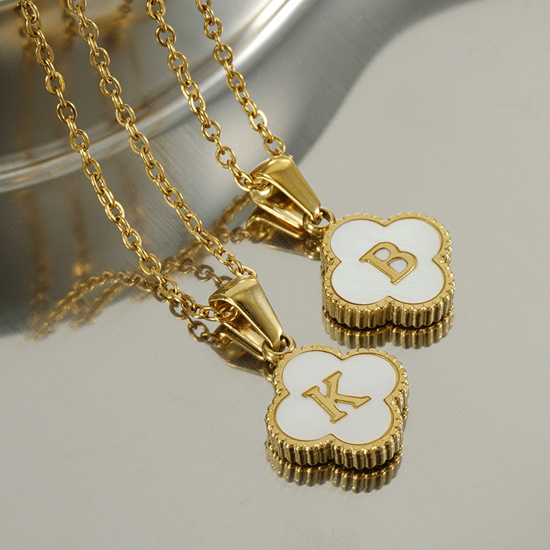 18K Gold Initial Letter Clover Pendant Necklace