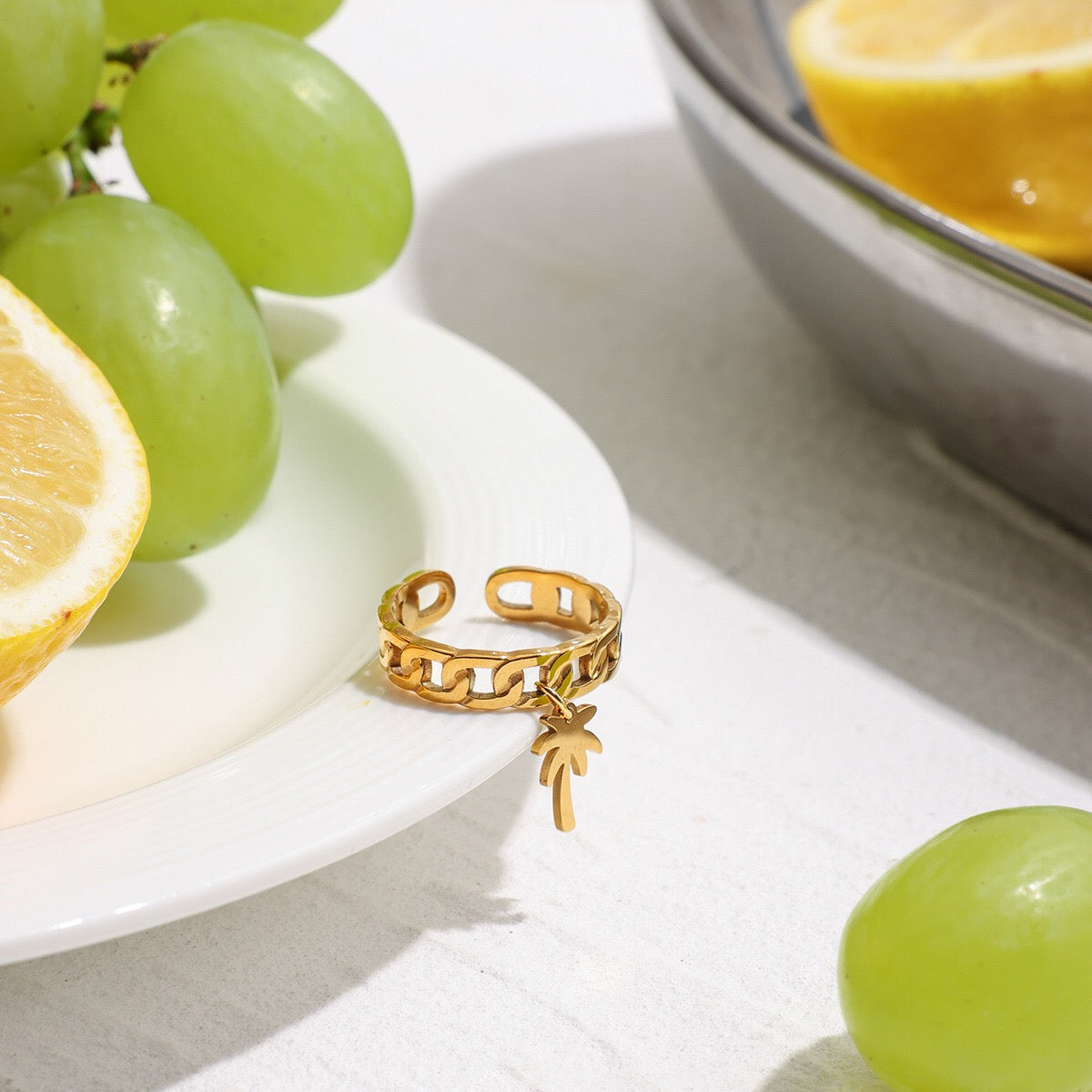 18K Gold Heart Palm Tree Charm Chain Band Ring