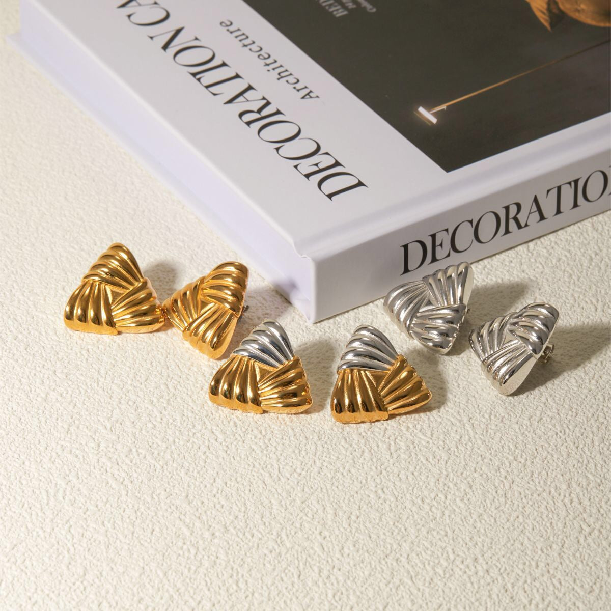 18K Gold Ribbed Triangle Statement Stud Earrings