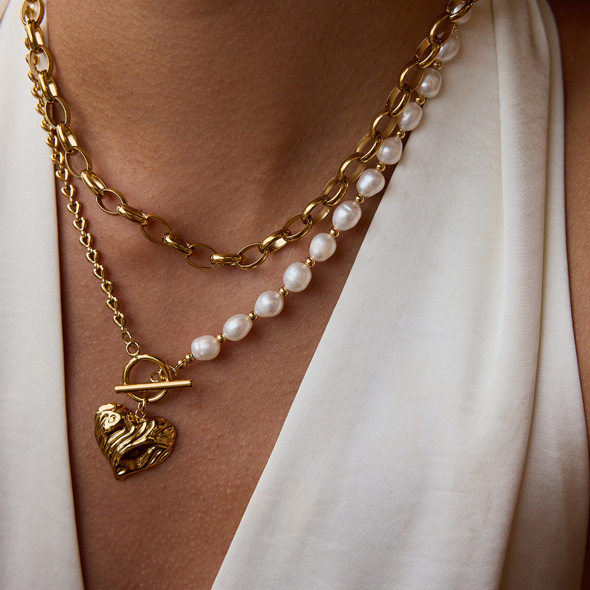 18K Gold Chunky Pearl Beaded Heart Pendant Circle Chain Layered Necklace Set
