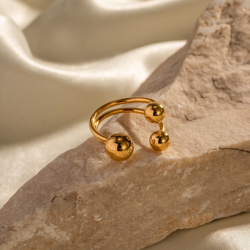 18K Gold Three Beads Cuff Ring