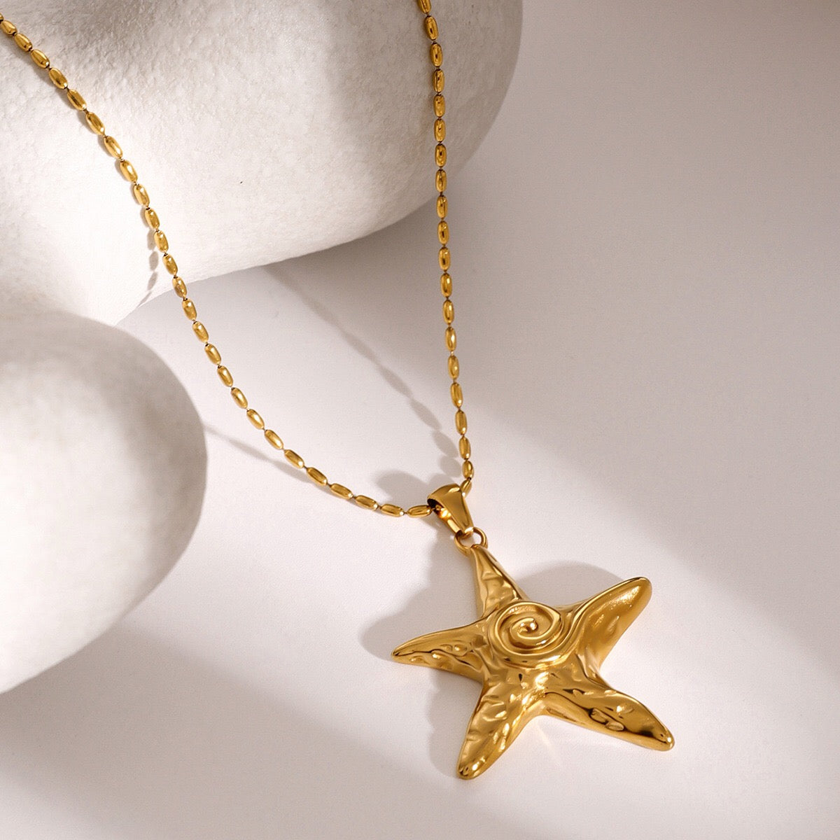 18K Gold Ocean Swirl Starfish Pendant Necklace