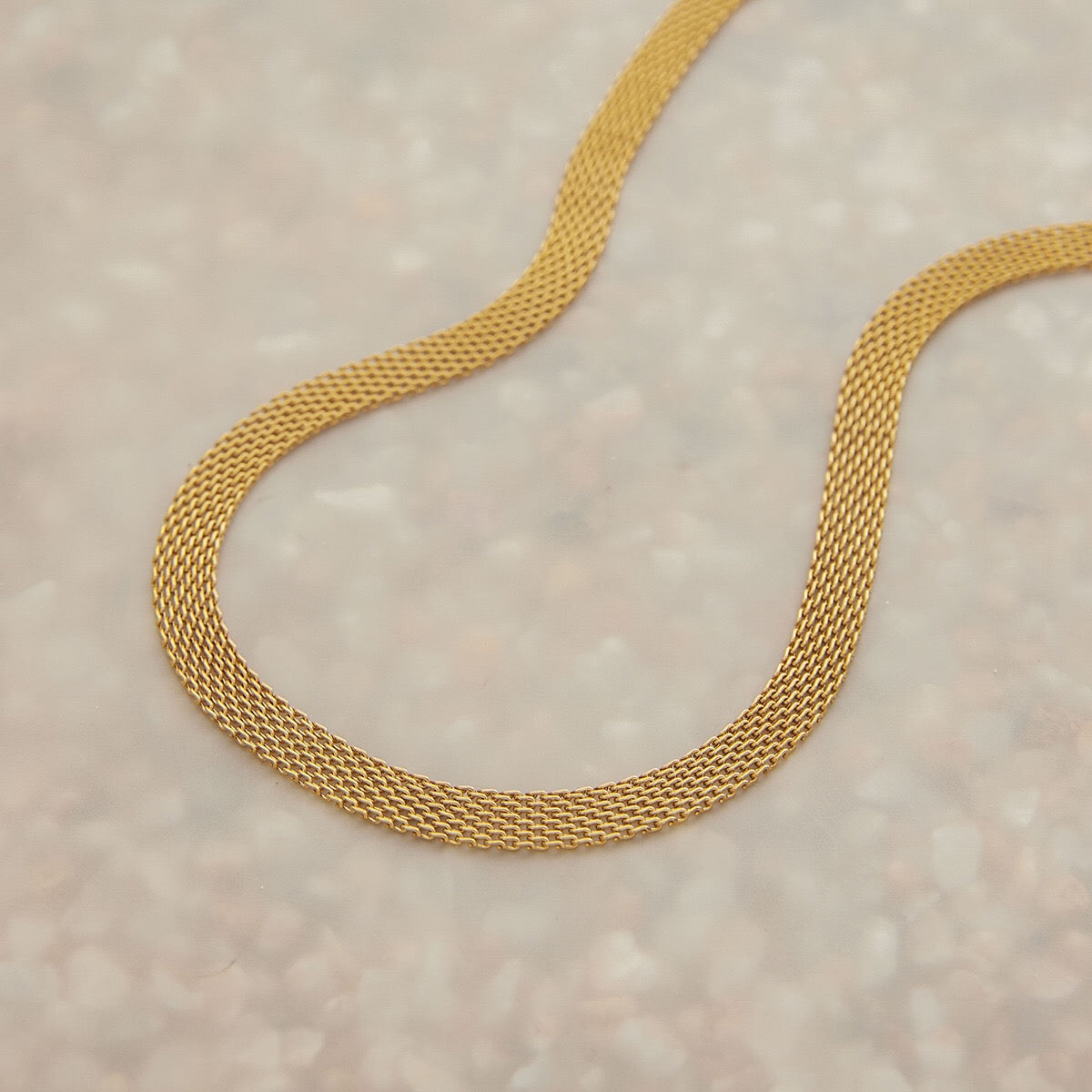 18K Gold Chic Watch Band Chain Choker Necklace