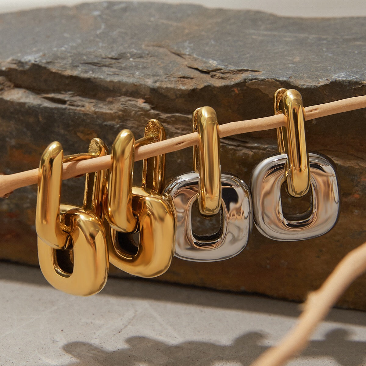 18K Gold Bold Link Statement Huggie Earrings