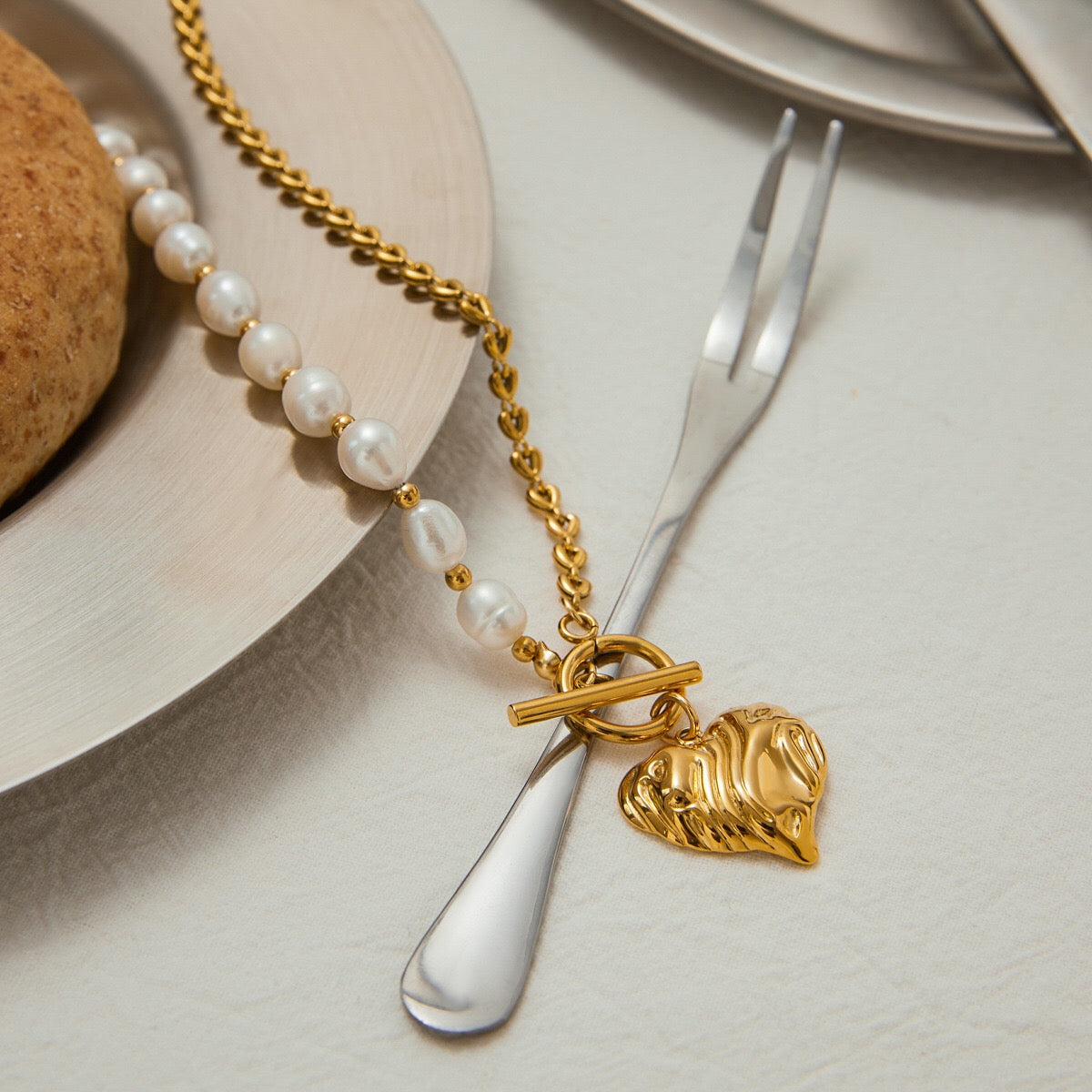 18K Gold Chunky Pearl Beaded Heart Pendant Circle Chain Layered Necklace Set