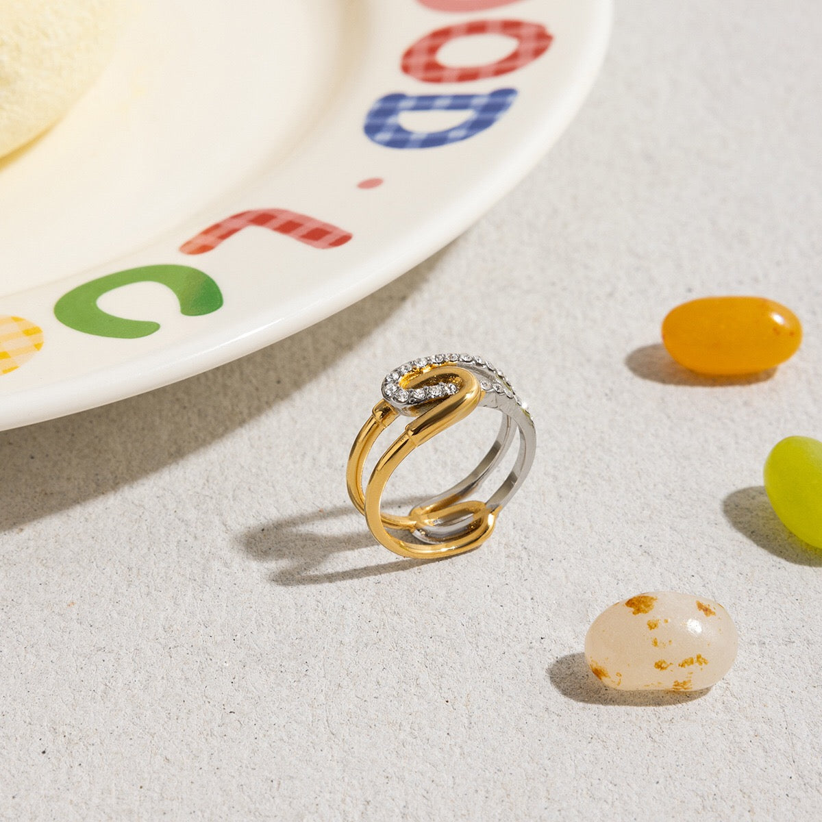 18K Gold Bling Connected Paperclip Statement Band Ring