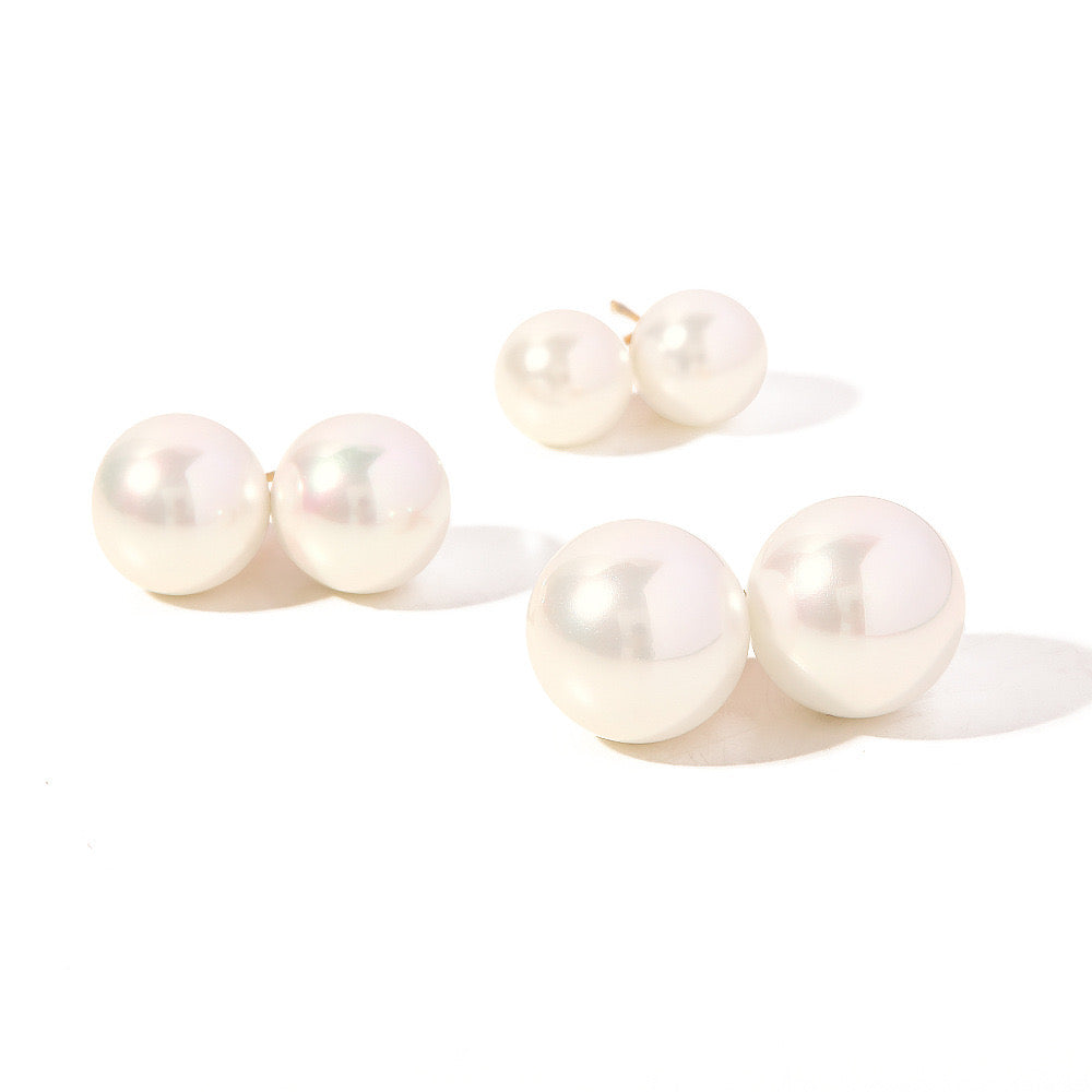 18K Gold Classic Pearl Stud Earrings